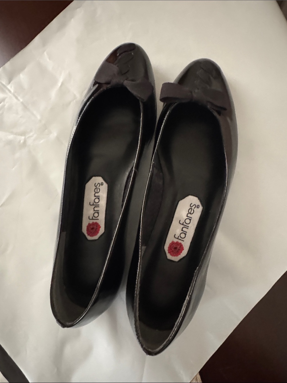 Fanfares Women's Patent Leather Ballet Flats in  black 
Made in Brazil